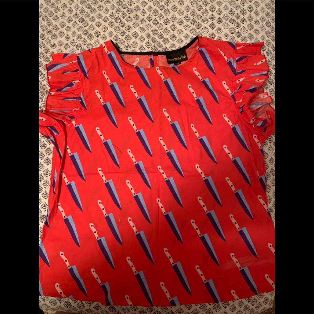 COPY - Nooworks ruffle shirt knives print